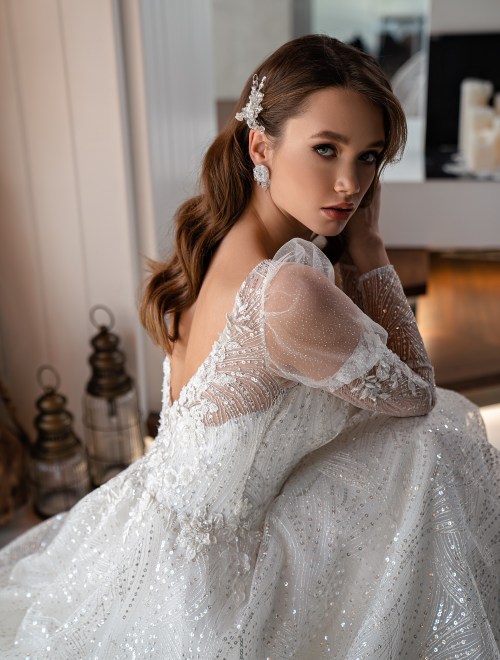 https://elisebride.ro/images/stories/virtuemart/product/EMILIA            (3).jpg